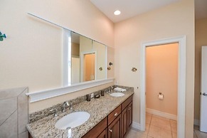 102 6th St S-downstairs 3 Bedroom Home