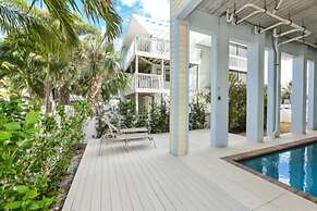 102 6th St S-downstairs 3 Bedroom Home