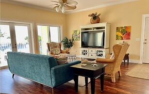 102 6th St S-downstairs 3 Bedroom Home