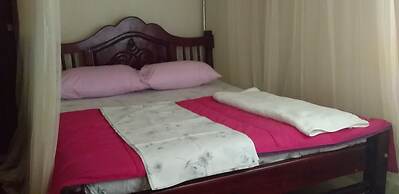 Senevin Gardens Hotel
