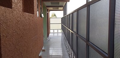 Senevin Gardens Hotel