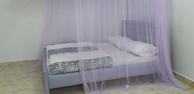 Senevin Gardens Hotel