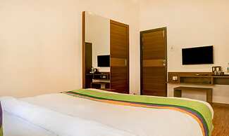 Treebo Five Elements, Lonavala