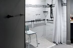 The Barfield, Autograph Collection