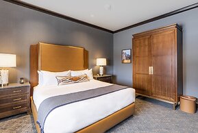 The Barfield, Autograph Collection