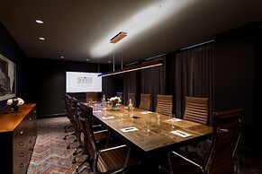 The Barfield, Autograph Collection