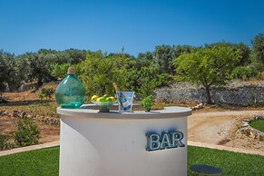 TD Trulli della Magnolia Trulli w/ Amazing Garden