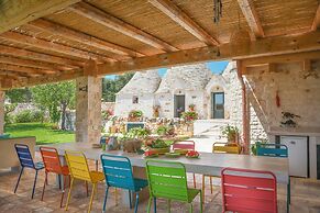 TD Trulli della Magnolia Trulli w/ Amazing Garden