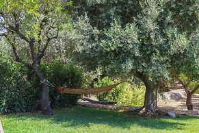 TD Trulli della Magnolia Trulli w/ Amazing Garden