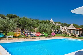 TD Trulli della Magnolia Trulli w/ Amazing Garden
