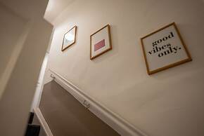 Town Street Apartment