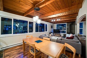 66SL - Hot Tub - WiFi - 3+ Bedroom - Sleeps 10