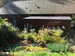 65GS - Hot Tub - Wi-Fi - Pets Ok - BBQ - Sleeps 10