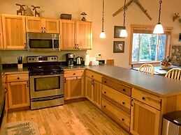 65GS - Hot Tub - Wi-Fi - Pets Ok - BBQ - Sleeps 10