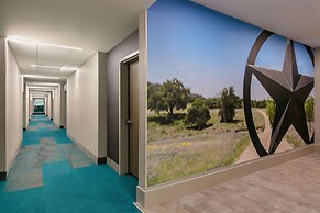 La Quinta Inn & Suites by Wyndham College Station North