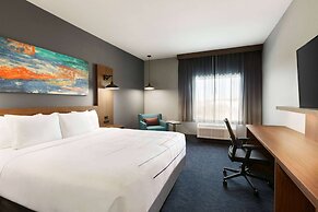 La Quinta Inn & Suites by Wyndham College Station North