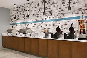 La Quinta Inn & Suites by Wyndham College Station North