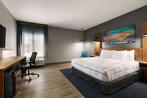 La Quinta Inn & Suites by Wyndham College Station North