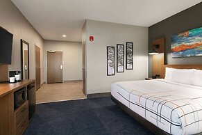 La Quinta Inn & Suites by Wyndham College Station North