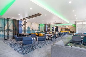 La Quinta Inn & Suites by Wyndham Galveston West Seawall