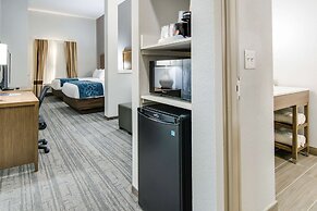 Comfort Suites DeSoto Dallas South