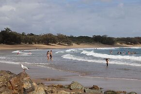 Cool Bananas Backpackers