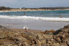 Cool Bananas Backpackers