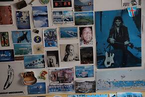 Cool Bananas Backpackers