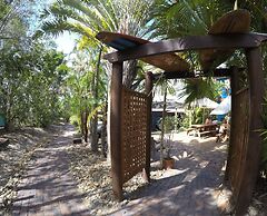 Cool Bananas Backpackers