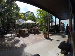 Cool Bananas Backpackers