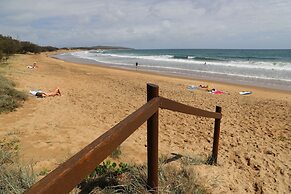 Cool Bananas Backpackers