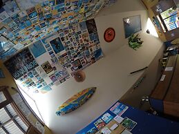 Cool Bananas Backpackers