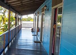 Cool Bananas Backpackers