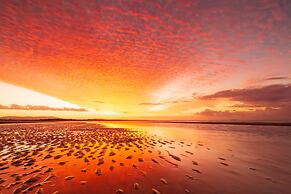 Cool Bananas Backpackers