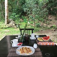 Kahanamoku Bed & Breakfast