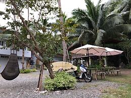 Kahanamoku Bed & Breakfast