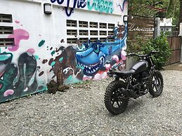 Kahanamoku Bed & Breakfast