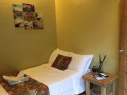 Kahanamoku Bed & Breakfast