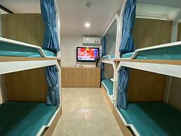 Blue S Hotel & Apartment