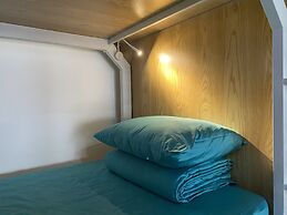 Blue S Hotel & Apartment