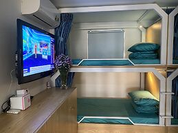 Blue S Hotel & Apartment