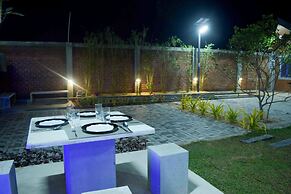 Laana Villa