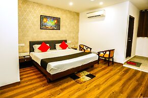 Airport Hotel Tashree