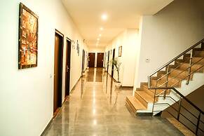 Airport Hotel Tashree