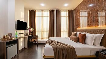 Airport Hotel Tashree