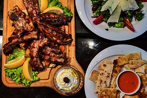 Lord Hotel & Restaurant at AutoStation