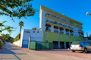 Lord Hotel & Restaurant at AutoStation