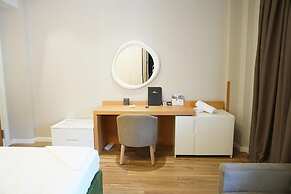 Lord Hotel & Restaurant at AutoStation