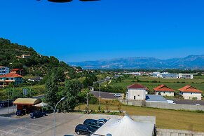 Lord Hotel & Restaurant at AutoStation