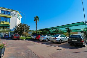 Lord Hotel & Restaurant at AutoStation